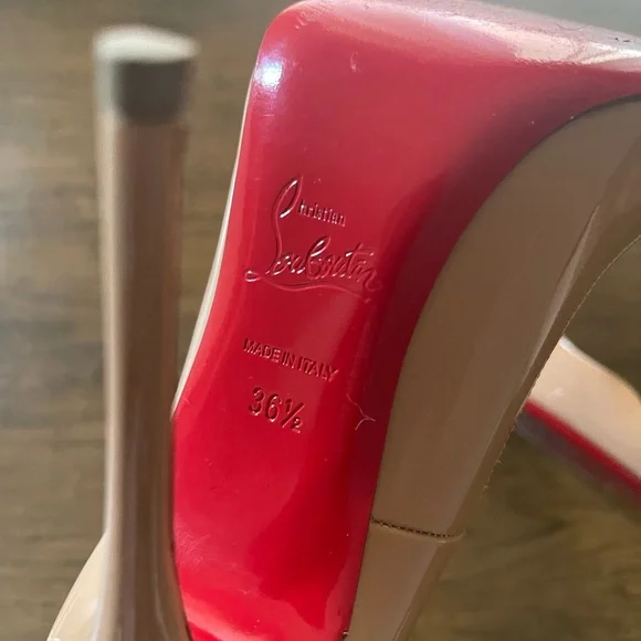 Christian Louboutin So Kates - Picture 6 of 6